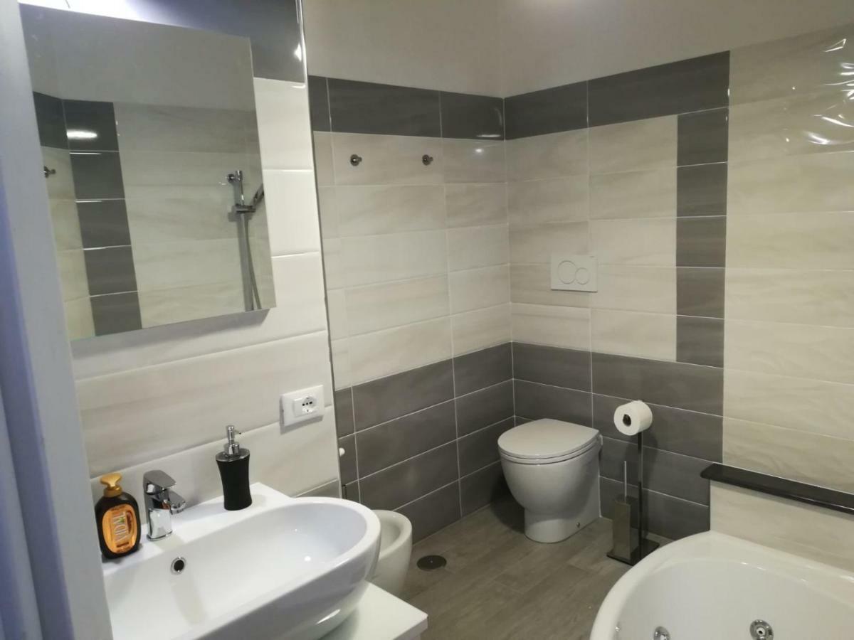 Apartamento Sosta Rock Casal Palocco Exterior foto